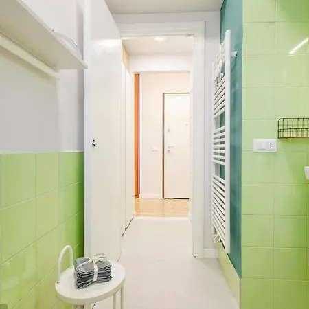 2 Bedroom Cozy In