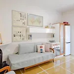Appartement 2 Bedroom Gorgeous In *
