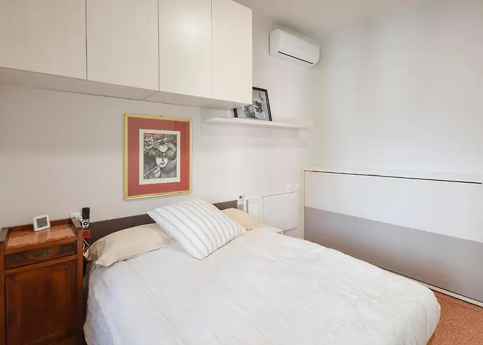 2 Bedroom Cozy In Апартаменти Рапалло