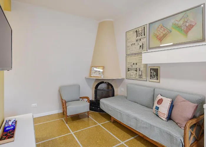 2 Bedroom Cozy In Апартаменти